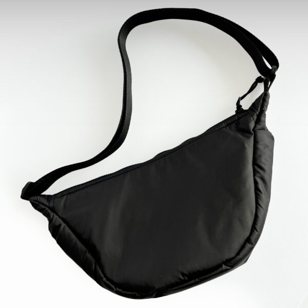 Bolso Negro banana Nuquí espalda