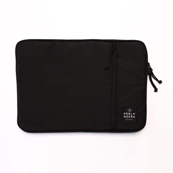 funda de portatil perla negra nuqui