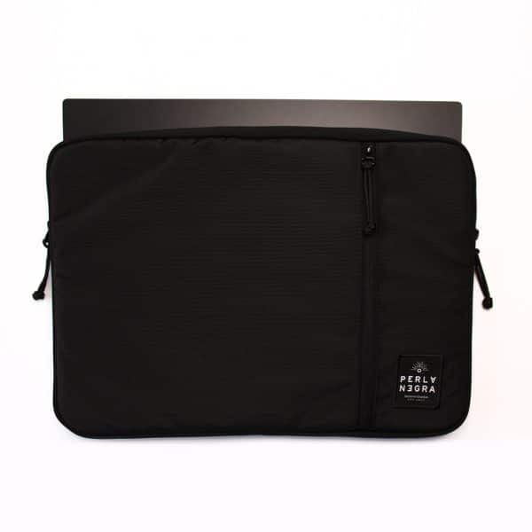 funda de portatil perla negra nuqui